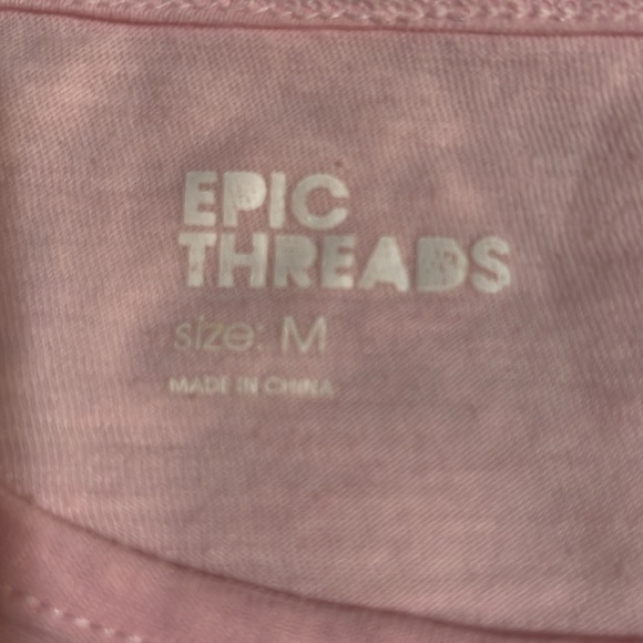 Epic Threads tee, size M - Picture 6 of 7